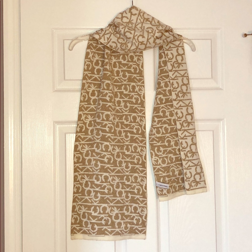 Calvin Klein scarf